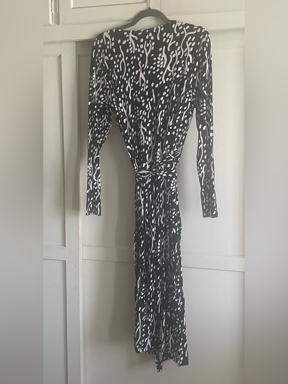 Diane Von Furstenberg X Target Black & White Printed Long Sleeve Wrap Dress.NWT - Picture 7 of 12